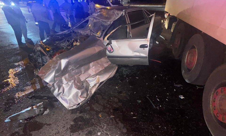 Грузовик помял легковушку в Ставрополе