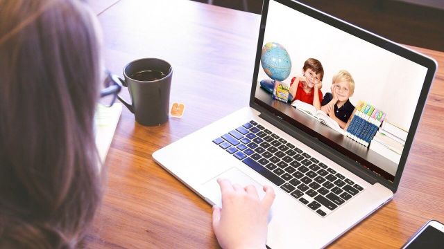 Техникумы и колледжи Ставропольского края перевели на дистанционное обучение Техникумы и колледжи Ставропольского края перевели на дистанционное обучение