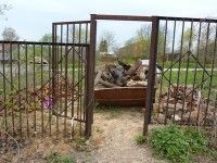 Для предупреждения пожаров дачники должны убрать мусор Для предупреждения пожаров дачники должны убрать мусор