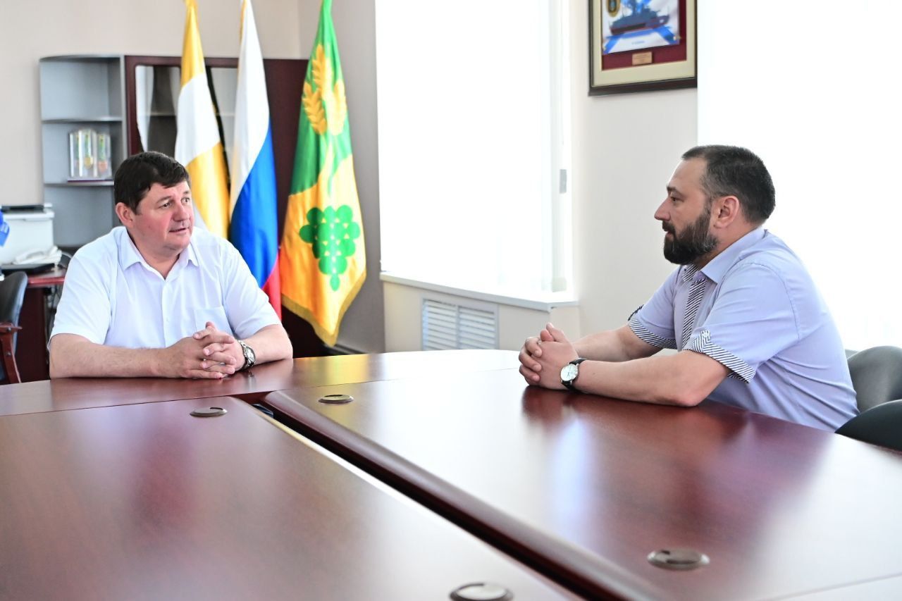 Участник программы «Герои Ставрополья» стажируется у главы Буденновского округа