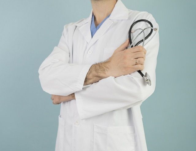 Замглавврача Минераловодской больницы оштрафован на 5 тыс. рублей за несвоевременный ответ пациенту