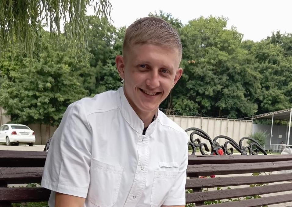 Медбрат ставропольской больницы помог сохранить жизнь и ногу раненому бойцу в зоне СВО