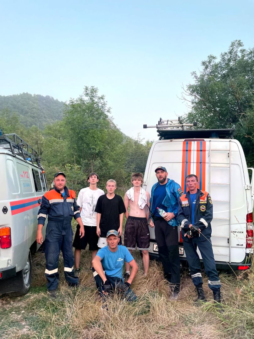 Туристы застряли на горе Развалка в Железноводске