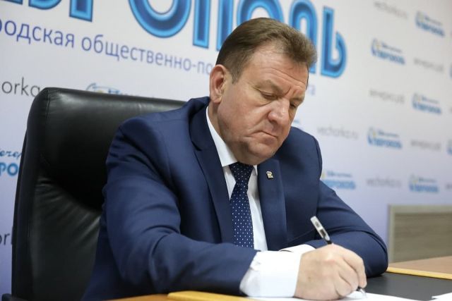 Накануне состоялась прямая линия главы Ставрополя Ивана Ульянченко Накануне состоялась прямая линия главы Ставрополя Ивана Ульянченко