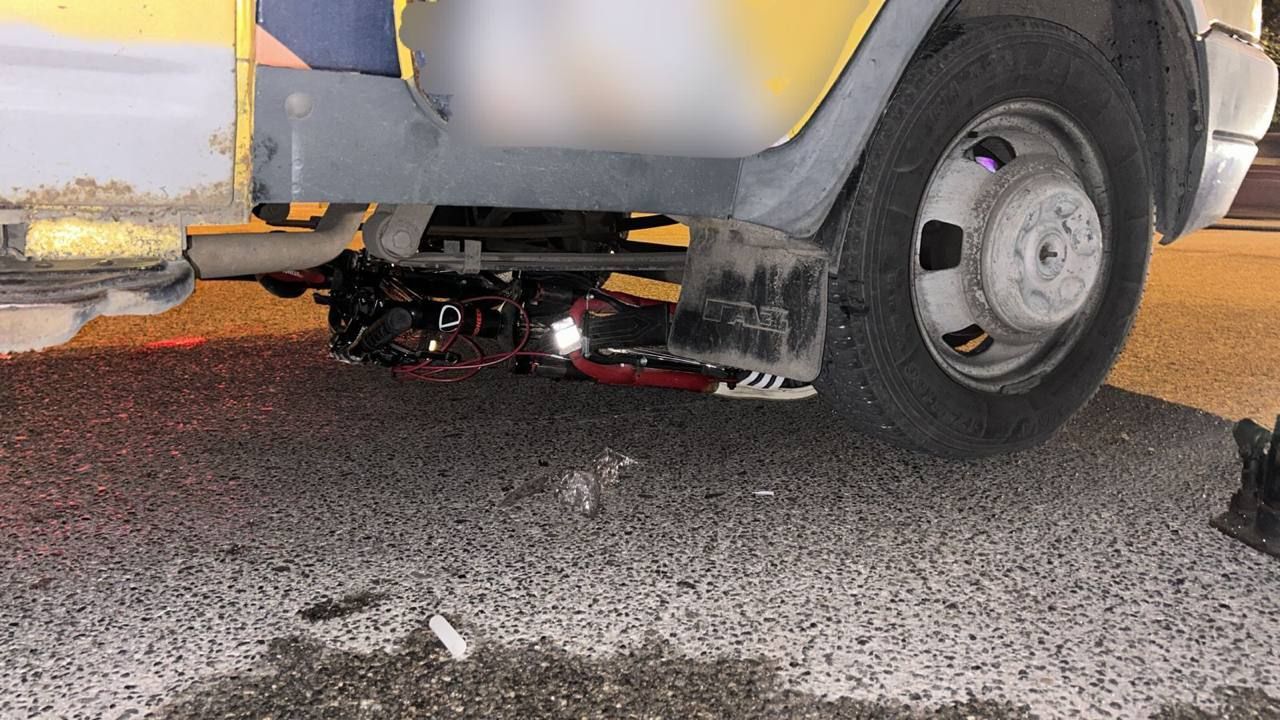 В Минеральных Водах маршрутка сбила 14-летнюю велосипедистку