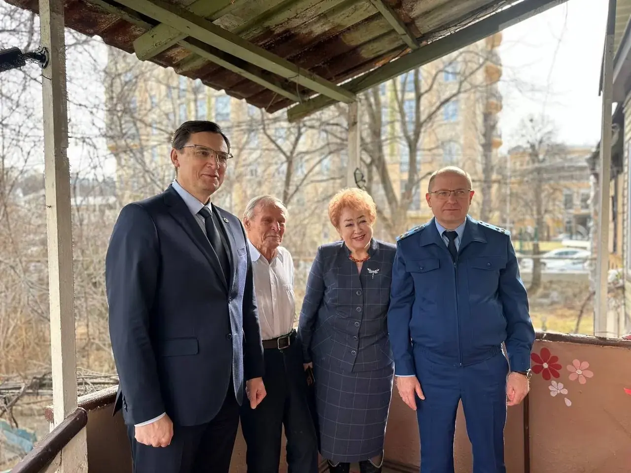 Трёх столетних ветеранов ВОВ поздравили в Кисловодске в преддверии 23 февраля