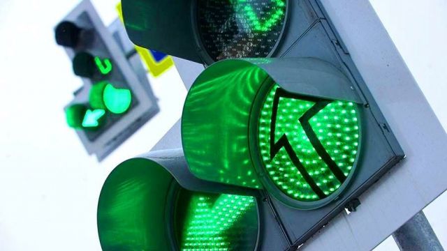 Модернизация светофоров в краевой столице продолжится в 2022 году Модернизация светофоров в краевой столице продолжится в 2022 году