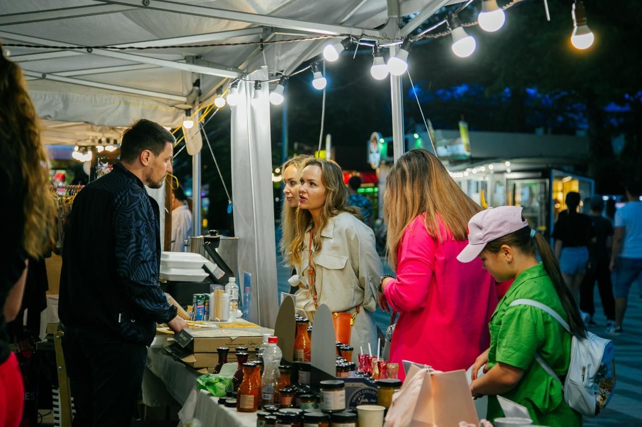 В Ставрополе партия «Новые люди» провела акцию в поддержку местных производителей