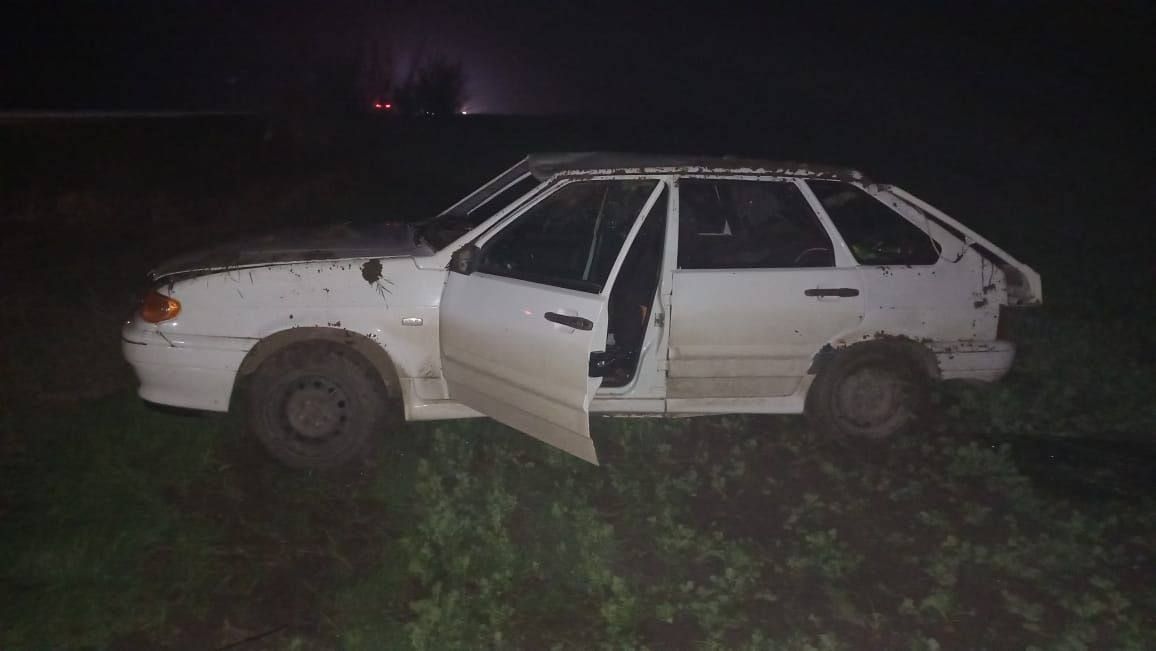 Две женщины пострадали при опрокидывании машины