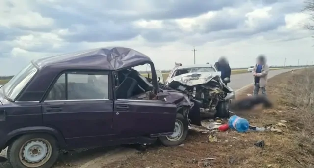 Два человека погибли и столько же пострадали в ДТП на Ставрополье