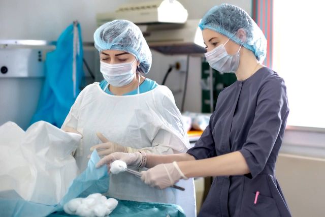 Недоношенную девочку 26 недель спасли ставропольские врачи