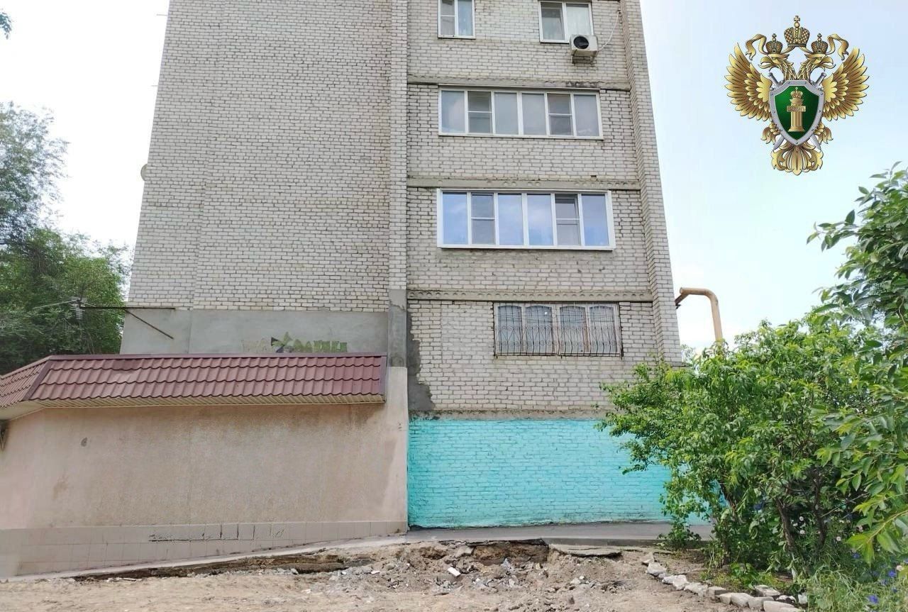 В Минводах снесли незаконную пристройку к дому