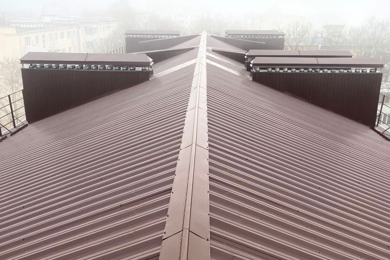 Крышу пятигорской трехэтажки обновили за 3,2 млн рублей