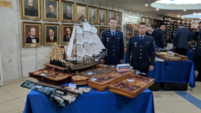 Изготовленные осуждёнными со Ставрополья сувениры попали на выставку в Москву Изготовленные осуждёнными со Ставрополья сувениры попали на выставку в Москву