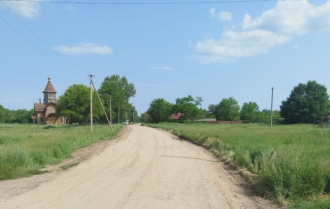 В Изобильненском округе ремонтируют дорогу за 5 млн рублей