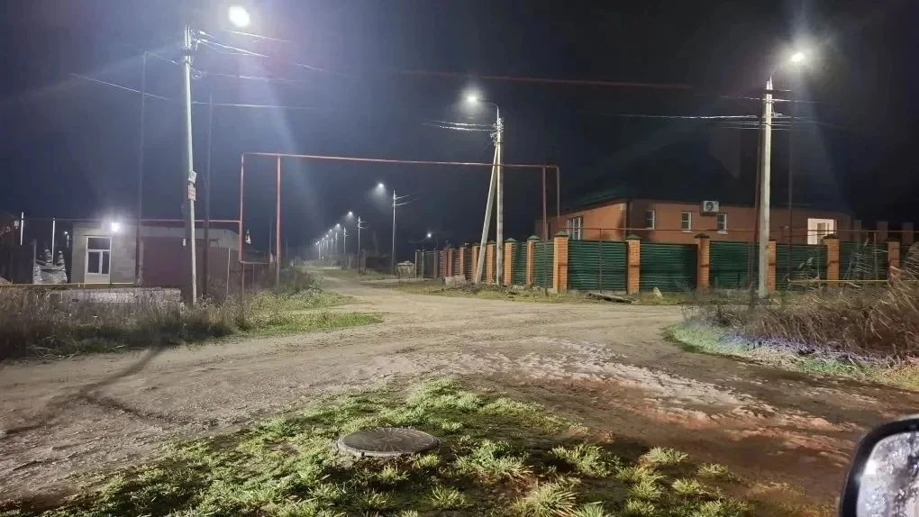 Более 100 уличных светильников заработали в 12 микрорайоне Ставрополя