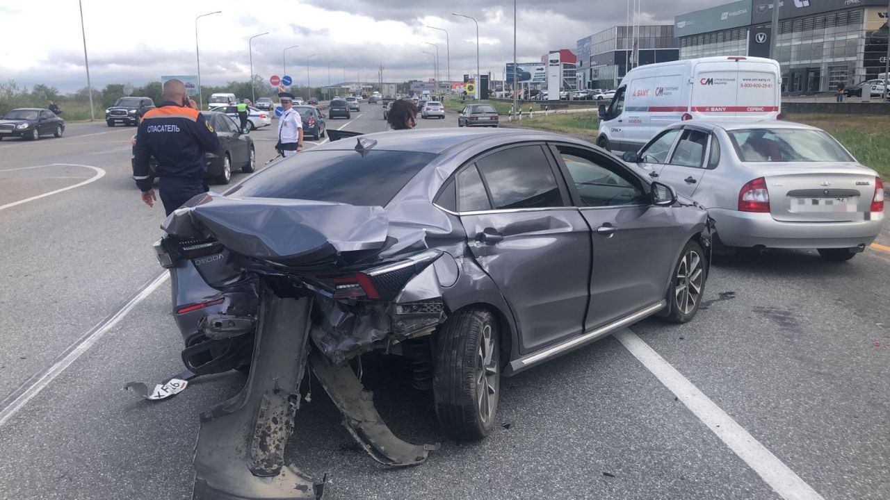 Два человека пострадали в аварии вблизи Минвод