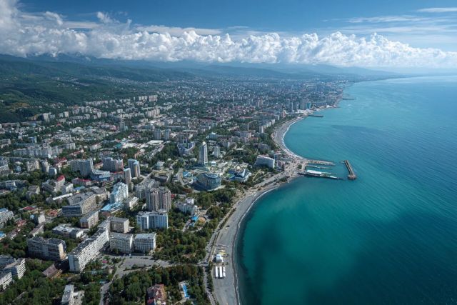 Самый уютный город России для переезда на пенсии: мягкий климат, низкие цены и море рядом