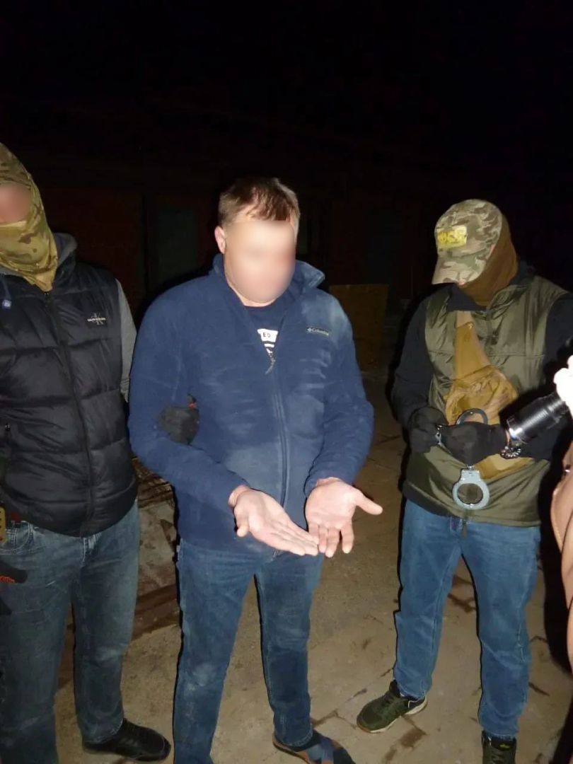 Замглавы Россельхознадзора СКФО задержали за взятку 3 млн рублей