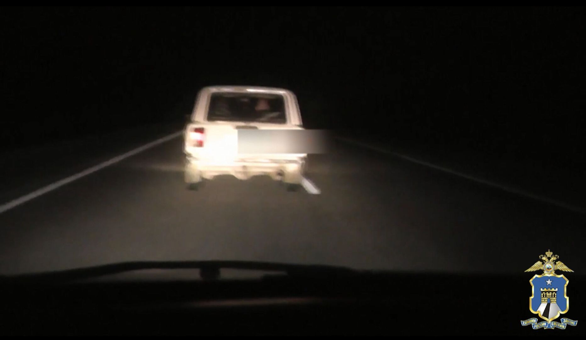 Пьяный водитель-бесправник с судимостью пытался скрыться от ДПС