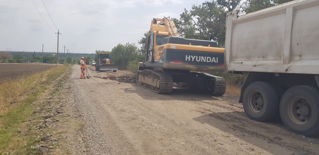 Еще 204 млн рублей выделили на ремонт дорог в округе Ставрополья