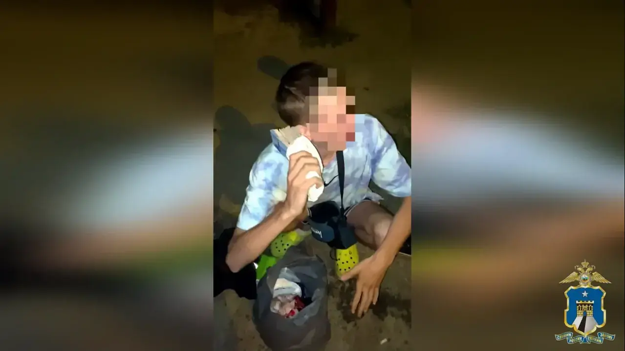 В Ставрополе курьеры мошенников, забравшие у пенсионеров более 11 млн, пойдут под суд В Ставрополе курьеры мошенников, забравшие у пенсионеров более 11 млн, пойдут под суд
