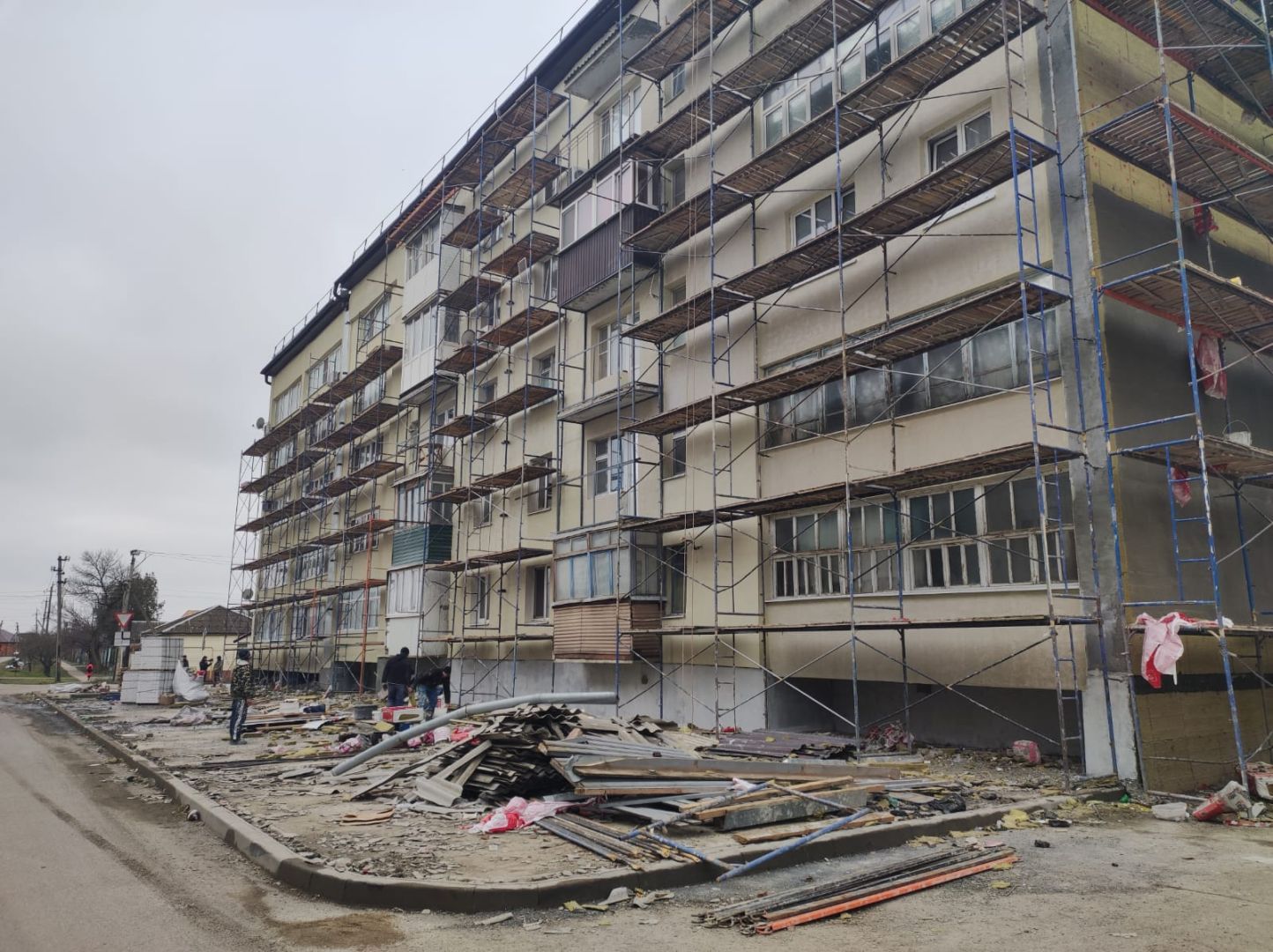 В Минераловодском округе капитально отремонтируют 20 домов за 59 млн рублей