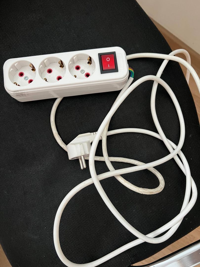 На Ставрополье мужчина грозился задушить знакомую удлинителем