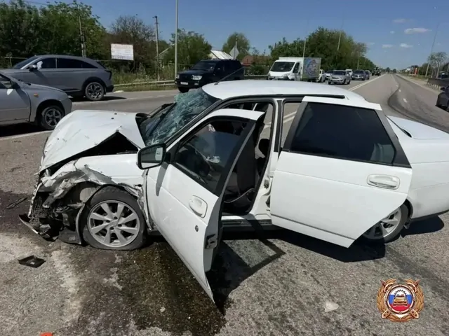 Четыре человека попали в больницу после ДТП в Георгиевском округе