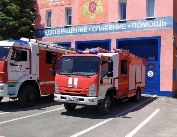 Пожар в торговом здании произошёл этой ночью в Ставрополе Пожар в торговом здании произошёл этой ночью в Ставрополе