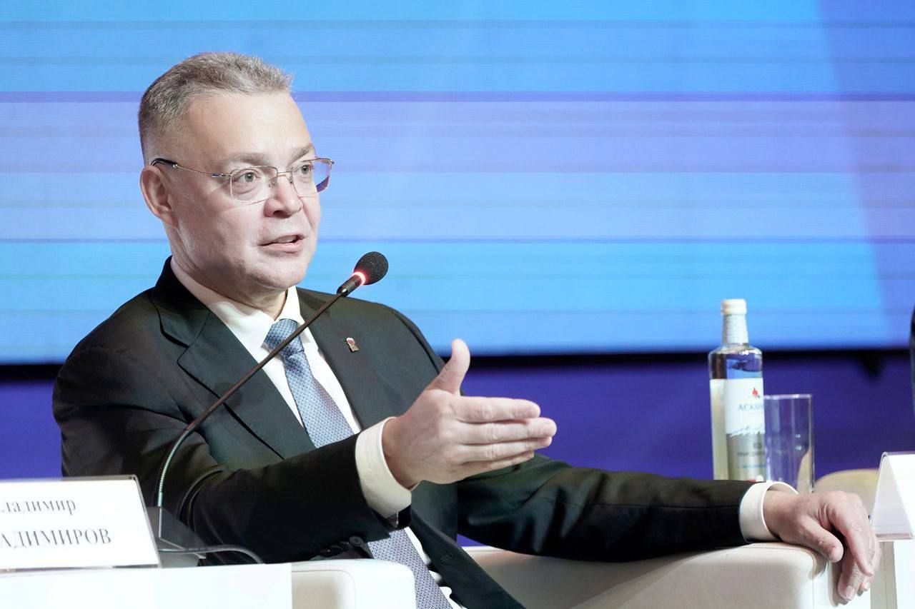 Около 300 обращений к прямой линии поступило в мессенджер МАХ губернатору Ставрополья