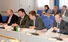 В Думе обсудили вопросы краевого налогового и бюджетного законодательства В Думе обсудили вопросы краевого налогового и бюджетного законодательства