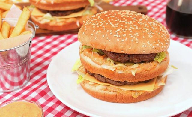 В России переименовали сеть ресторанов McDonald"s В России переименовали сеть ресторанов McDonald"s