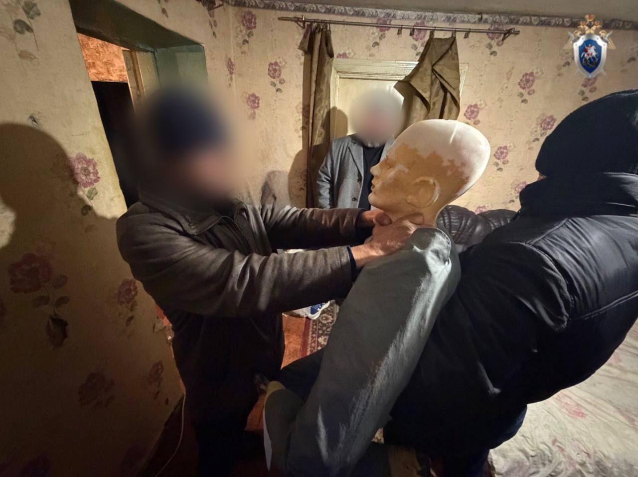 Ставрополец три дня пил в одной комнате с избитым и умирающим собутыльником