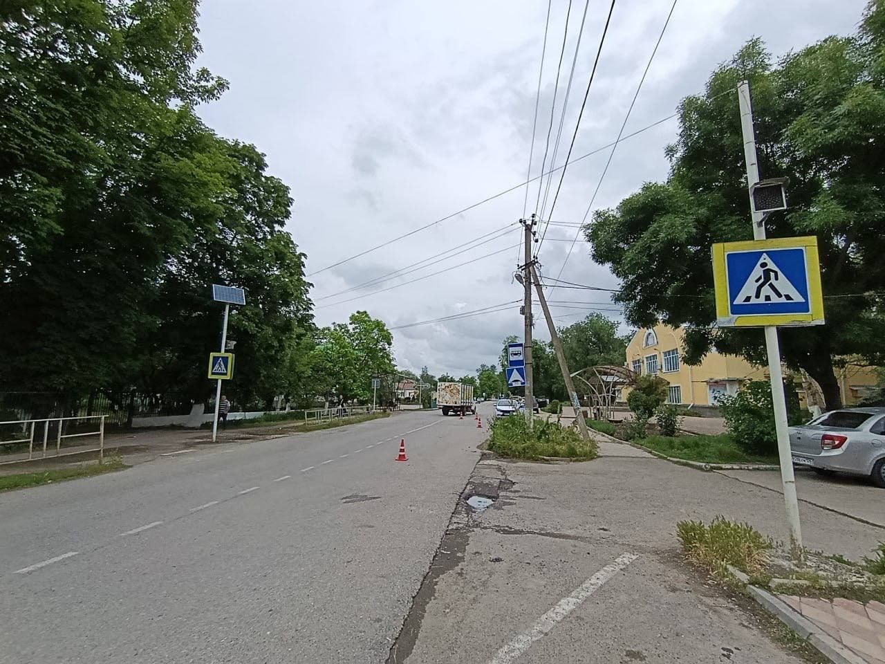 15-летнюю девочку сбили на пешеходном переходе