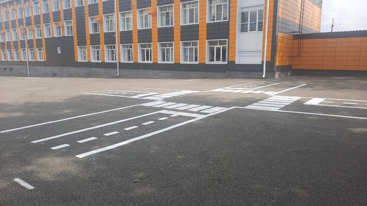 В 18 школах Ставрополя появились автогородки для обучения детей ПДД