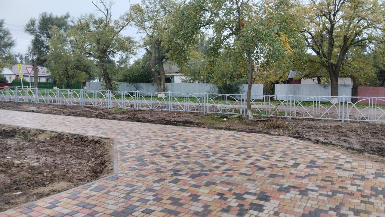 Новая парковая зона появилась в поселке Ипатовского округа