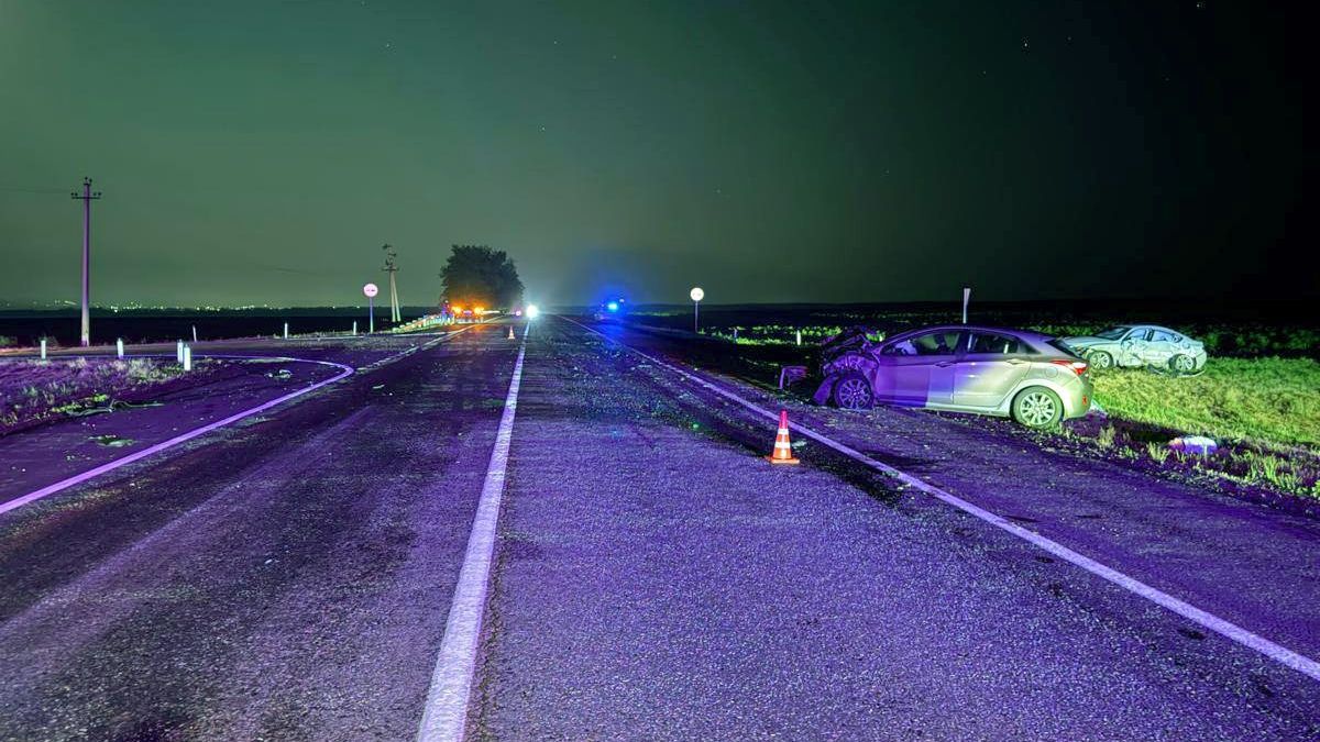 Три человека погибли в ДТП на трассе Астрахань-Элиста-Ставрополь