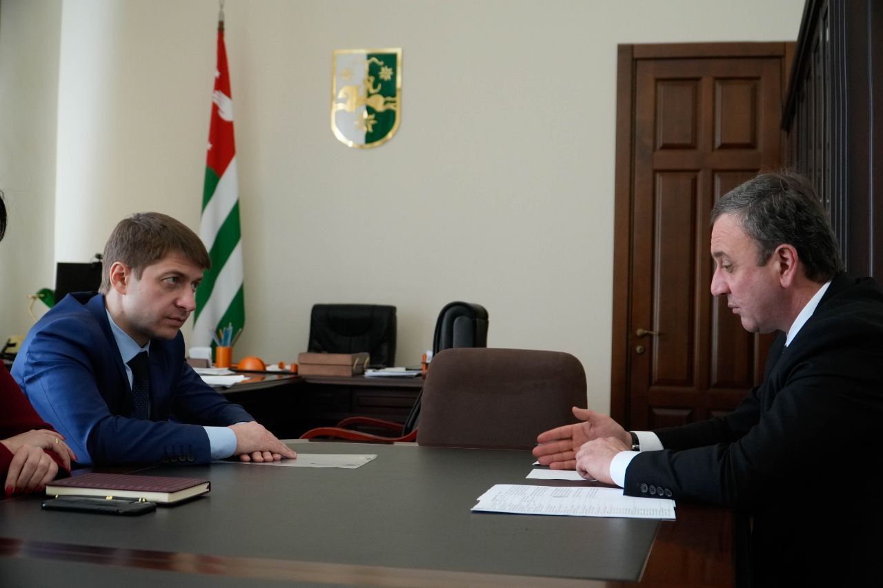 Ставрополье и Абхазия расширяют двустороннее сотрудничество в сфере подготовки кадров и молодежной политики