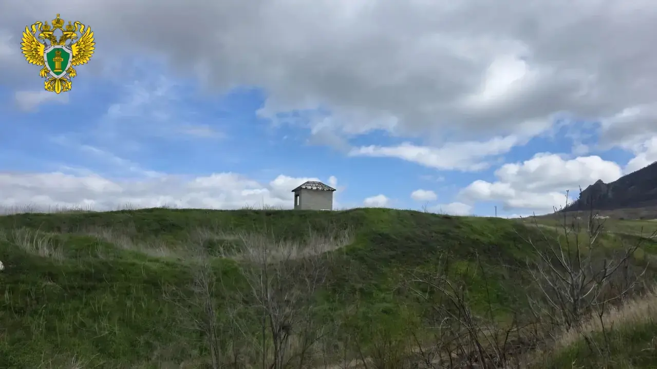 Прокуратура добивается возврата 8 га земли на КМВ