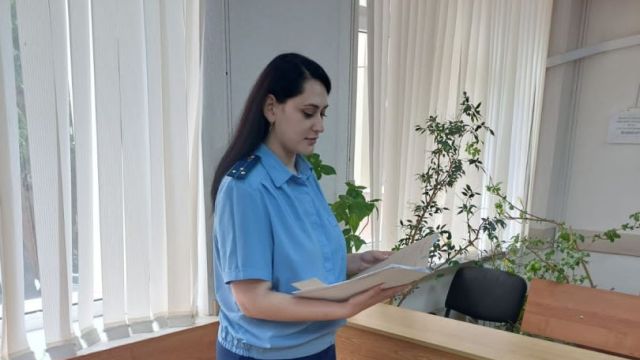 Экс-директор ставропольского колледжа отправился в колонию за взятки от студентов