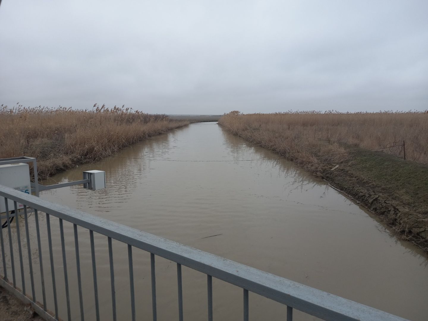 Перед периодом паводков специалисты обследовали 120 км русел рек