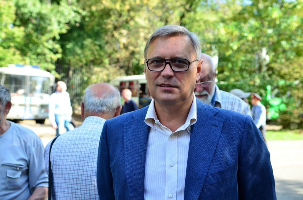 Михаил касьянов биография личная жизнь