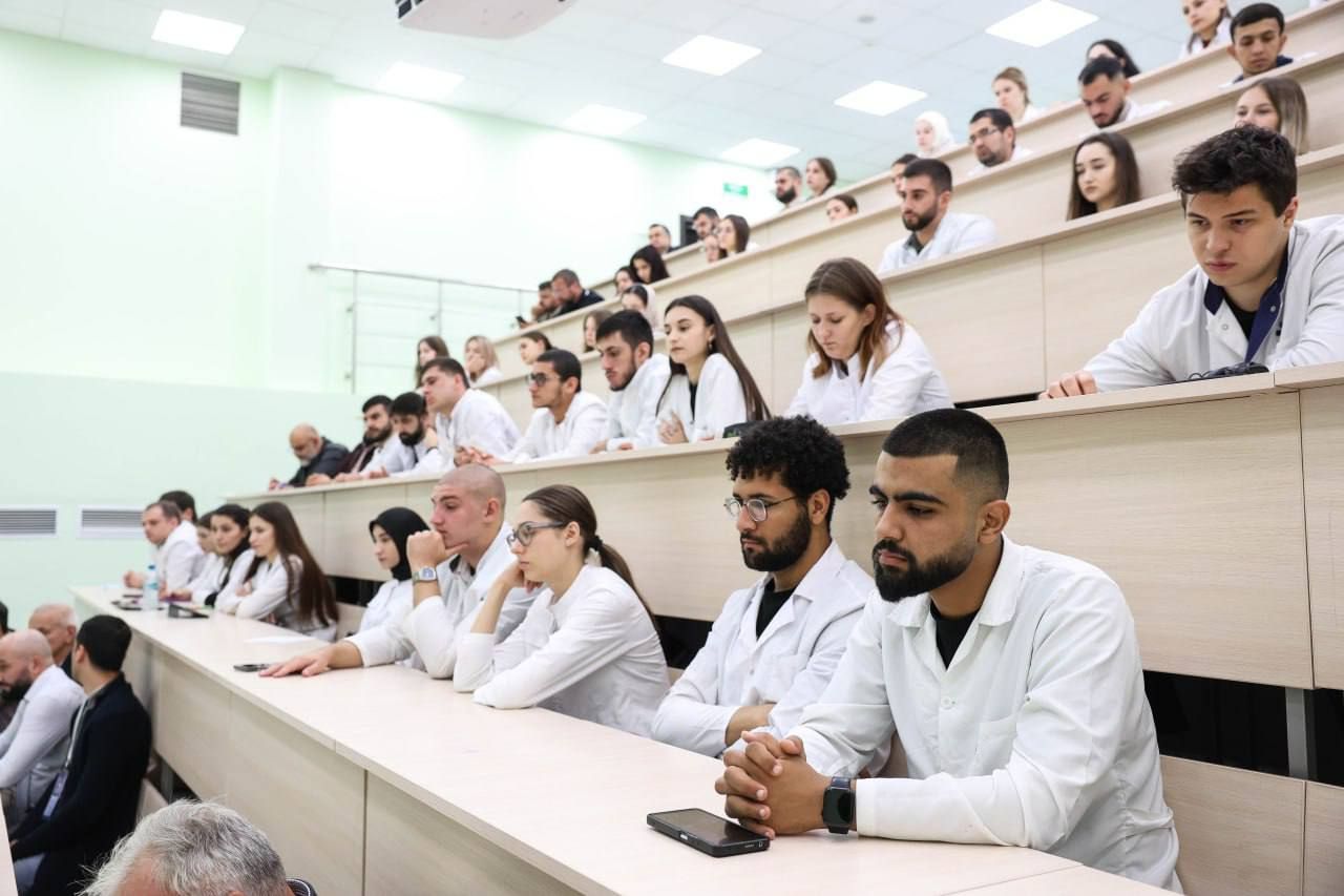 Педагоги и медики останутся востребованными на Ставрополье через пять лет