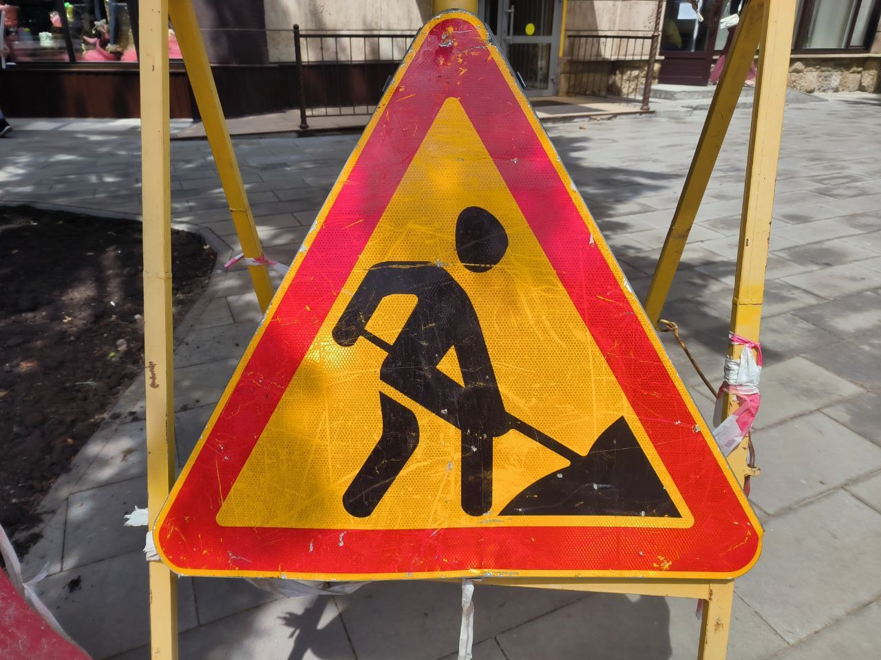 Противоречия в документации затянули ремонт дорог в Ессентуках