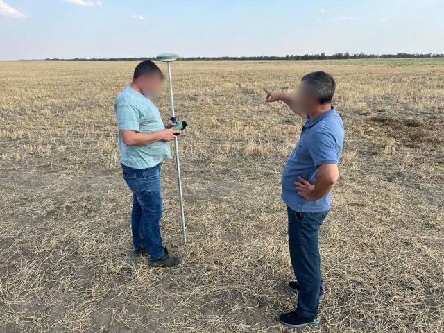 Фермер на Ставрополье незаконно получил 1,8 млн рублей