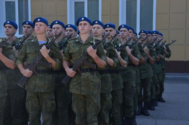 Восемь жителей Ставрополя будут служить в Президентском полку ФСО Восемь жителей Ставрополя будут служить в Президентском полку ФСО