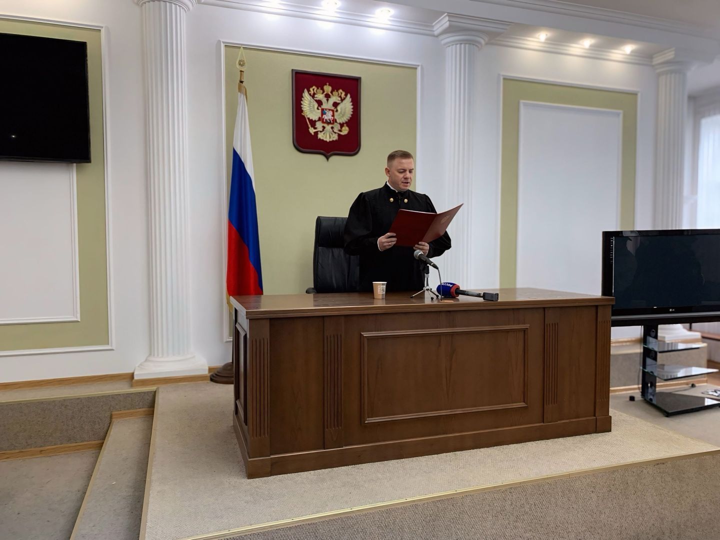 15 сотрудников университета МВД в Ставрополе получили до 18 лет за взятки