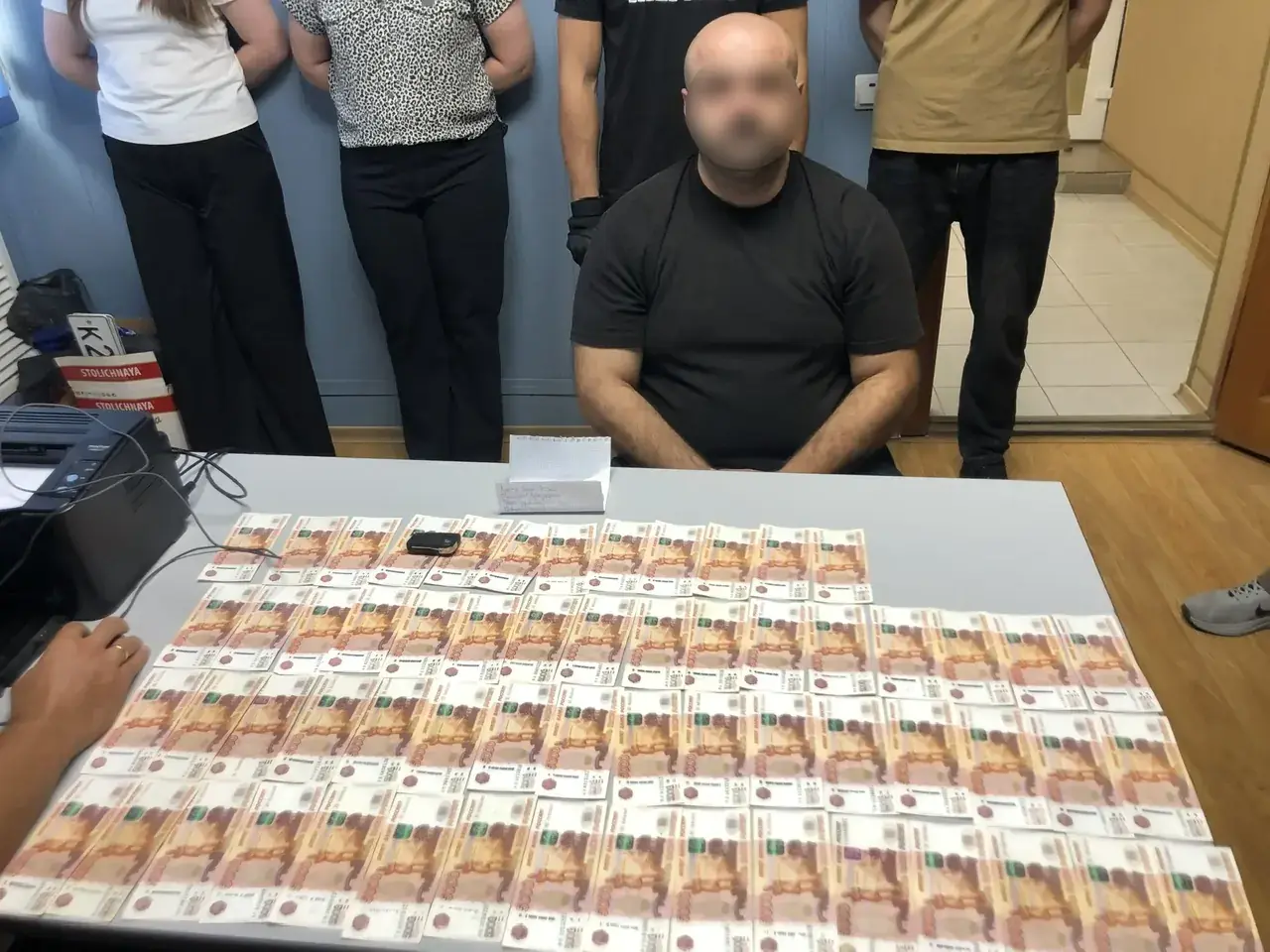 Ставрополец осужден на 4 года за попытку дать взятку сотруднику ФСБ