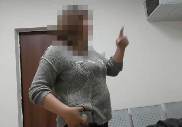 Видео: На Ставрополье пьяная девушка-водитель обзывала госавтоинспектора «врухой» Видео: На Ставрополье пьяная девушка-водитель обзывала госавтоинспектора «врухой»